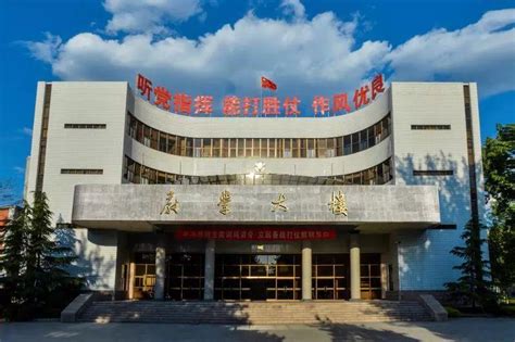1985年12月19日中国人民解放军国防大学建立 - 历史上的今天