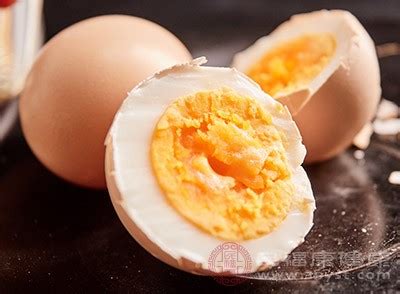 感冒能吃鸡蛋吗 感冒吃鸡蛋竟然会有这个症状 - 民福康健康