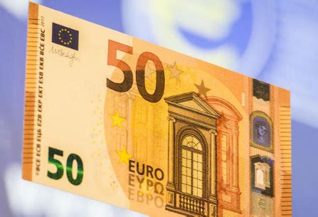 欧洲新版"50欧元"纸币即将发行(中德双语新闻)_多语种_新东方在线