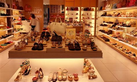 日本-大阪–Fitfit女鞋店设计 – 米尚丽零售设计网-店面设计丨办公室设计丨餐厅设计丨SI设计丨VI设计