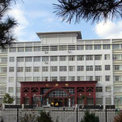 庆阳市第一中学简介-庆阳市第一中学排名|专业数量|创办时间-排行榜123网