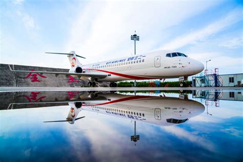 川航A330机型成都=扬泰航线首航成功 扬泰机场开启大飞机运行时代_空运资讯_货代公司网站