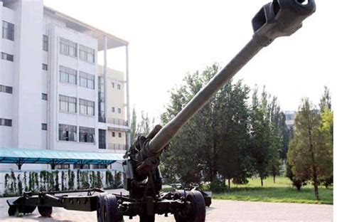 斯洛伐克祖扎娜2自行火炮，经典达纳自行火炮的现代化版本_旋转炮塔_弹药_驾驶室