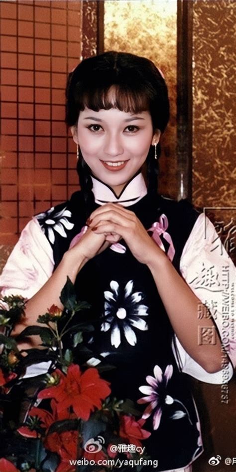 张雅芝图片