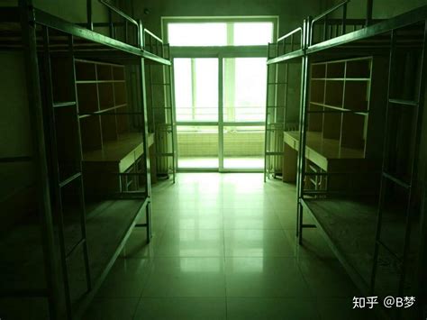 中国人民公安大学的宿舍条件如何？校区内有哪些生活设施？ - 知乎