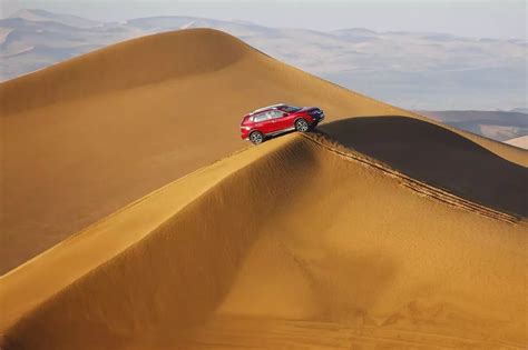 沙漠越野宝典丨越野老炮教你打开“玩沙”的正确方式-新浪汽车
