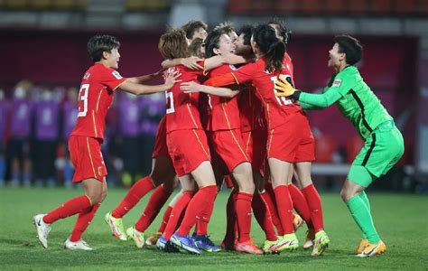 赢了！中国女足点球淘汰日本！(含视频)_手机新浪网