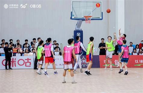 中国移动咪咕携手CBA篮球明星进校园 杜锋、韩硕、林葳亮相厦门十中 -- 飞象网
