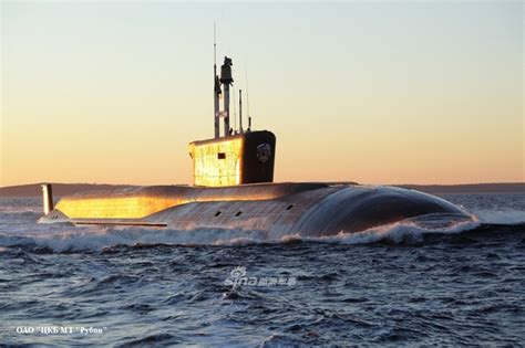 俄罗斯海军的"北风之神-A"级955A弹道导弹核潜艇首艇"弗拉基米尔大公"|弗拉基米尔|首艇|北风之神_新浪新闻