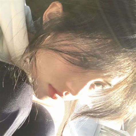 清冷非主流女生头像