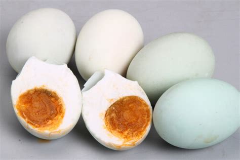 鸭蛋的功效与作用,鸭蛋的营养价值,鸭蛋-康泰养生网