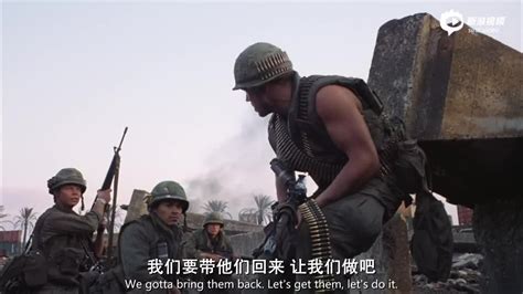 电影《全金属外壳》片段：美军与越南女狙击手的战斗_手机新浪网