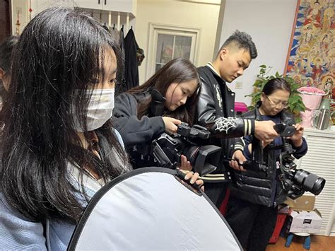 亳州学院中文与传媒系师生赴河南开封拍摄国家非遗纪录片