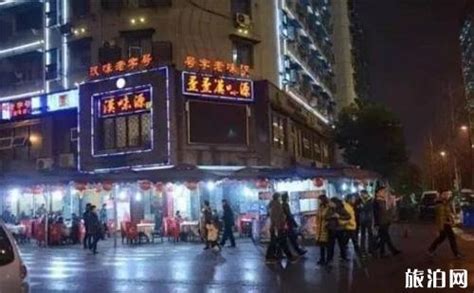 武汉宝成路夜市风景高清图片下载-正版图片500904637-摄图网