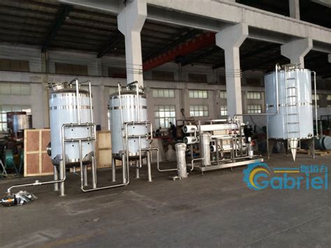 QGF-全自动桶装水灌装机生产线设备可定制-张家港顺冠机械科技有限公司