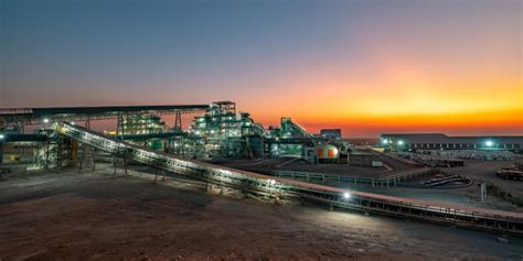 紫金矿业上半年营收1324.58亿 碳酸锂当量资源量超1000万吨