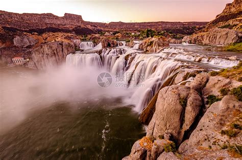 蛇河峡谷附近的双胞胎瀑布,爱达荷州,美国高清图片下载-正版图片300382594-摄图网