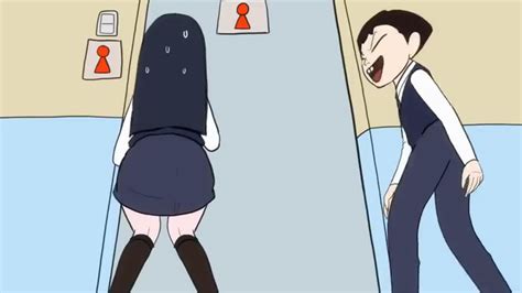 一男生为了拍摄女同学拉裤子，阻止她上厕所_腾讯视频