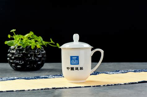 唐山骨瓷会议杯茶杯定制LOGO 带盖陶瓷办公杯 创意广告礼品水杯-阿里巴巴