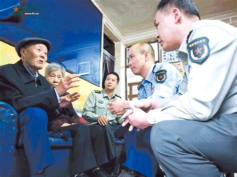 影像纪录丨探访战斗英雄、95岁高龄老兵张富清 - 中国军网