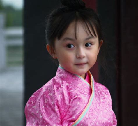 当年香港最红童星关佩琳近照 如今选择做普通人_娱乐频道_凤凰网