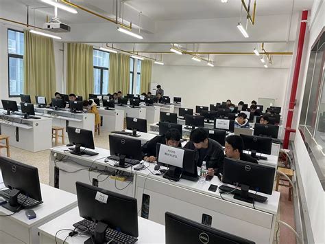 计算机与人工智能学院成功举办2021湖北高校大学生程序设计大赛-武汉纺织大学-计算机与人工智能学院