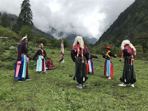 西藏琼结：油菜花盛开-人民图片网