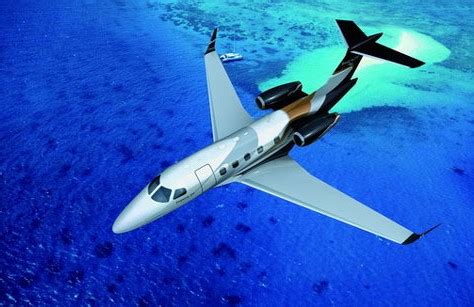 飞鸿300喷气飞机：高性能低成本和超级舒适_私人飞机网