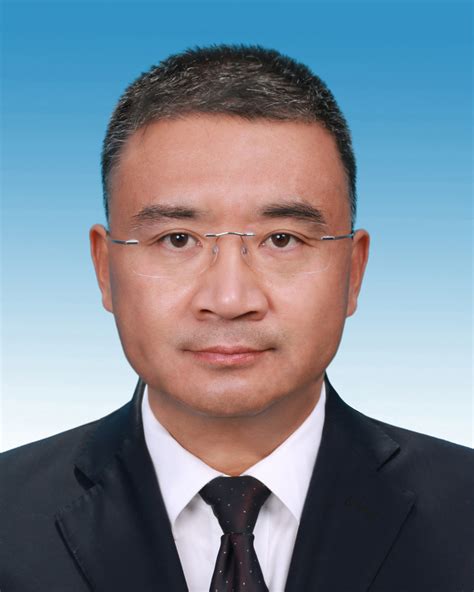 冯磊_党组成员、副局长_盘锦市自然资源局