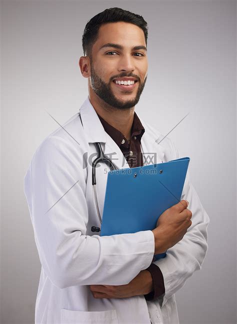我一直想成为一名医生。高清摄影大图-千库网