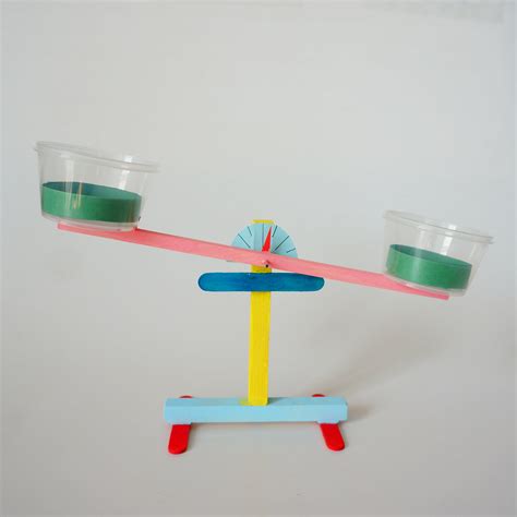 儿童自制玩具100例简单,用纸板做个益智小玩具,废品玩具_大山谷图库