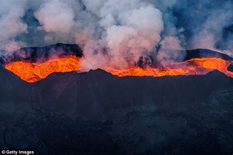 新研究提示促成6500万年前印度德干地盾的巨大规模火山爆发可能有两个岩浆流 - 神秘的地球 科学|自然|地理|探索