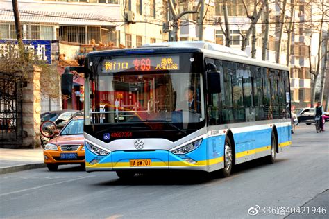 今年前8个月北京公交调整96条线路 方便231个小区的出行 | 北晚新视觉