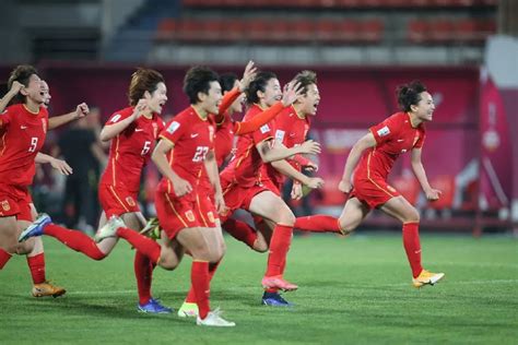 中国女足0∶0战平日本女足，获得东亚杯亚军
