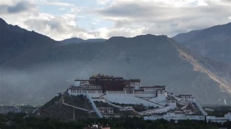 西藏拉萨布达拉宫视频素材-西藏拉萨布达拉宫视频模板下载-觅知网