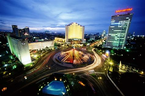 印度尼西亚雅加达商务楼-KPF-商业建筑案例-筑龙建筑设计论坛