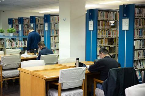 【学习党史 礼赞百年】我校图书馆携手上海图书馆“一站式”办理借阅证