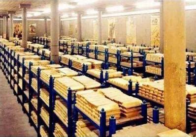村民挖出40斤黄金文物，价值超10亿，上交专家，获奖1万元