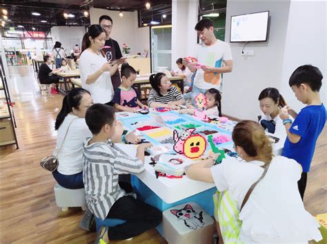 深圳社区家园网 乐群社区 乐群社区开展奶油胶DIY活动