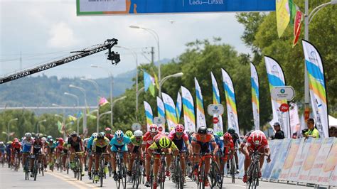 挑战极限，释放激情——来参加环青海湖自行车联赛（总决赛）吧！