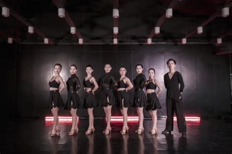 单色舞蹈（郑州）拉丁舞导师团队