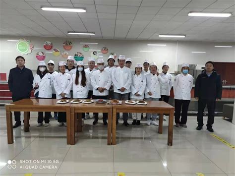 饮食服务中心举办大学生厨艺培训班-江苏海洋大学