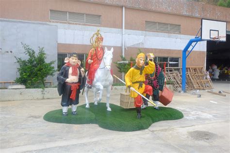 铜雕人物公园雕塑-景观小品-曲阳县艺谷园林雕塑有限公司