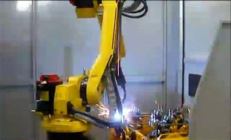 机器人焊接 - 自动化设备改造维修