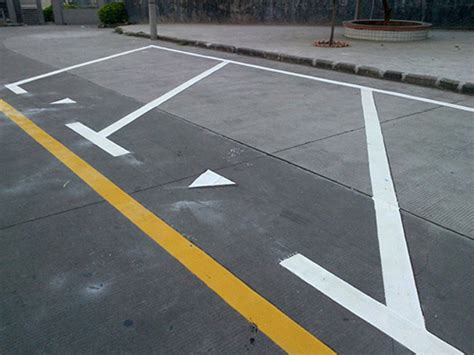 停车场划线施工的应用领域有哪些 - 停车场划线 - 广州亿路交通设施工程有限公司