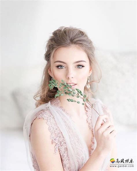 18岁白俄美少女嫩模：网友称她为“拥有天使面孔的美人”“神仙颜值”-新闻资讯-高贝娱乐