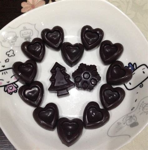 【自制黑巧克力的做法步骤图，怎么做好吃】buganjiaolh_下厨房