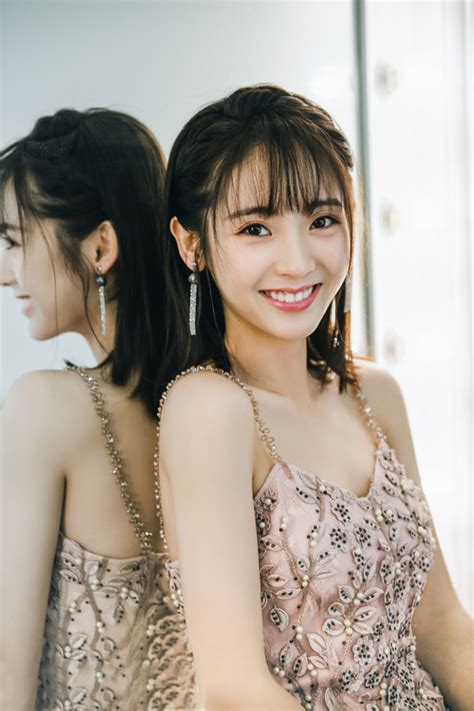 邢菲头像甜美女生
