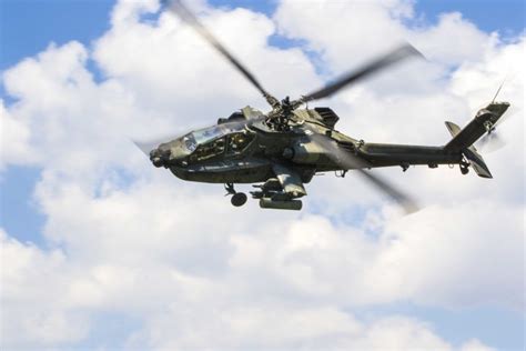 AH-64 阿帕奇 攻击直升机 - 爱空军 iAirForce