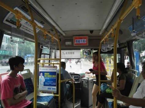 三亚400辆公交车将安装GPS报站系统-泰伯网